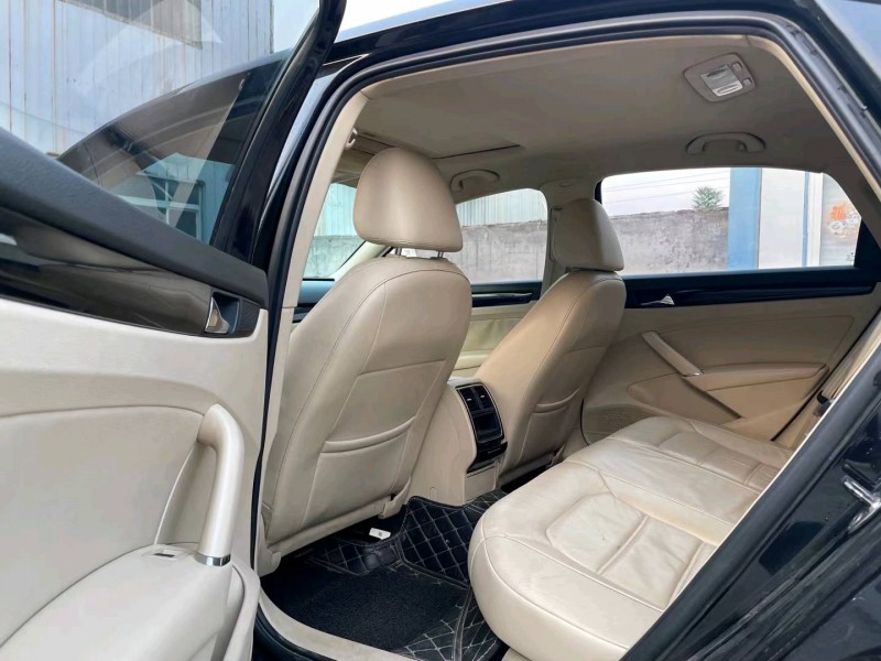 济宁14年大众帕萨特4