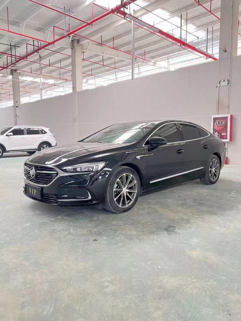 徐州20年别克君越3