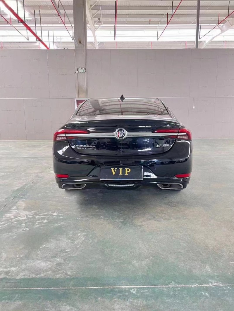 徐州20年别克君越9