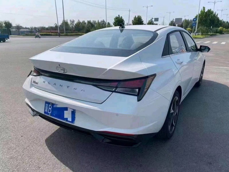 邯郸23年现代伊兰特6