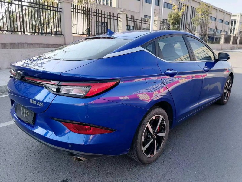嘉兴21年江淮思皓A56