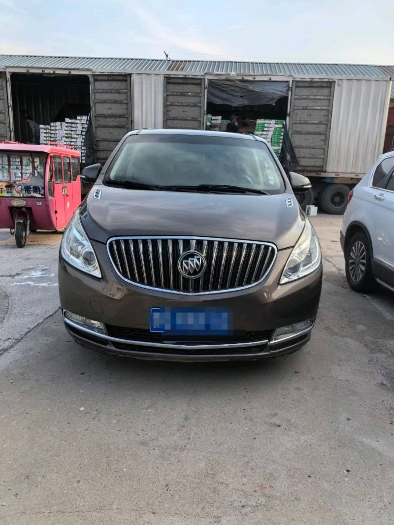 济宁15年别克GL81