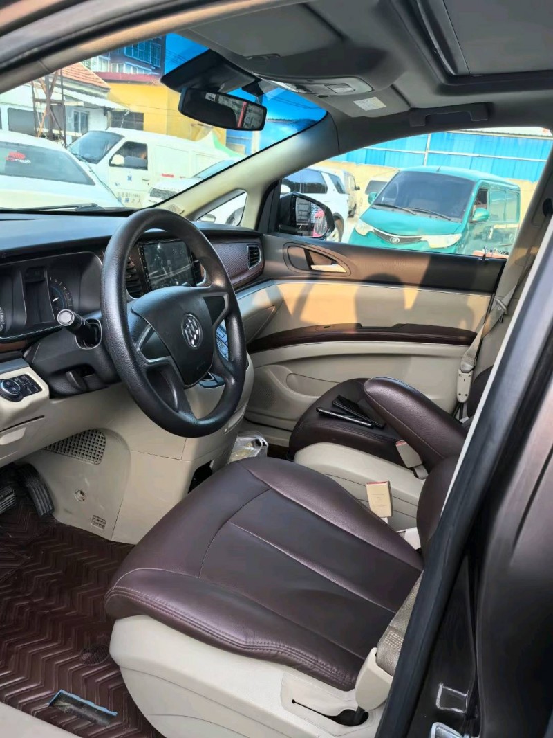 济宁15年别克GL83