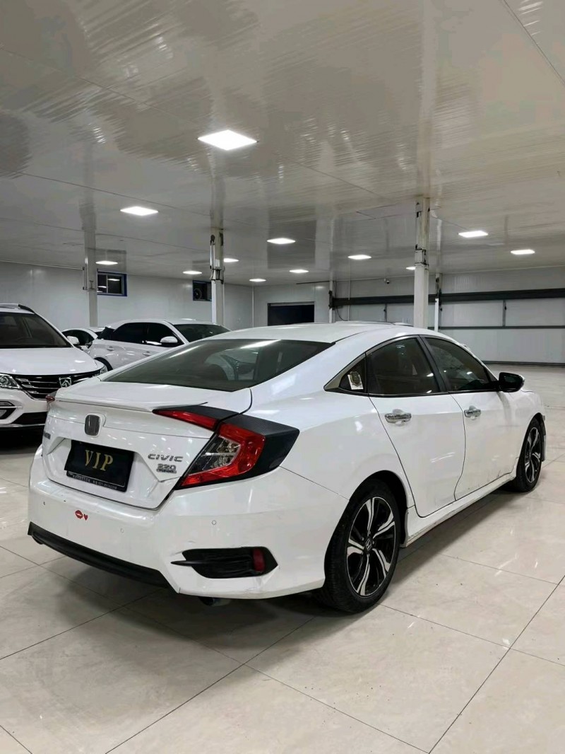 廊坊17年本田思域7