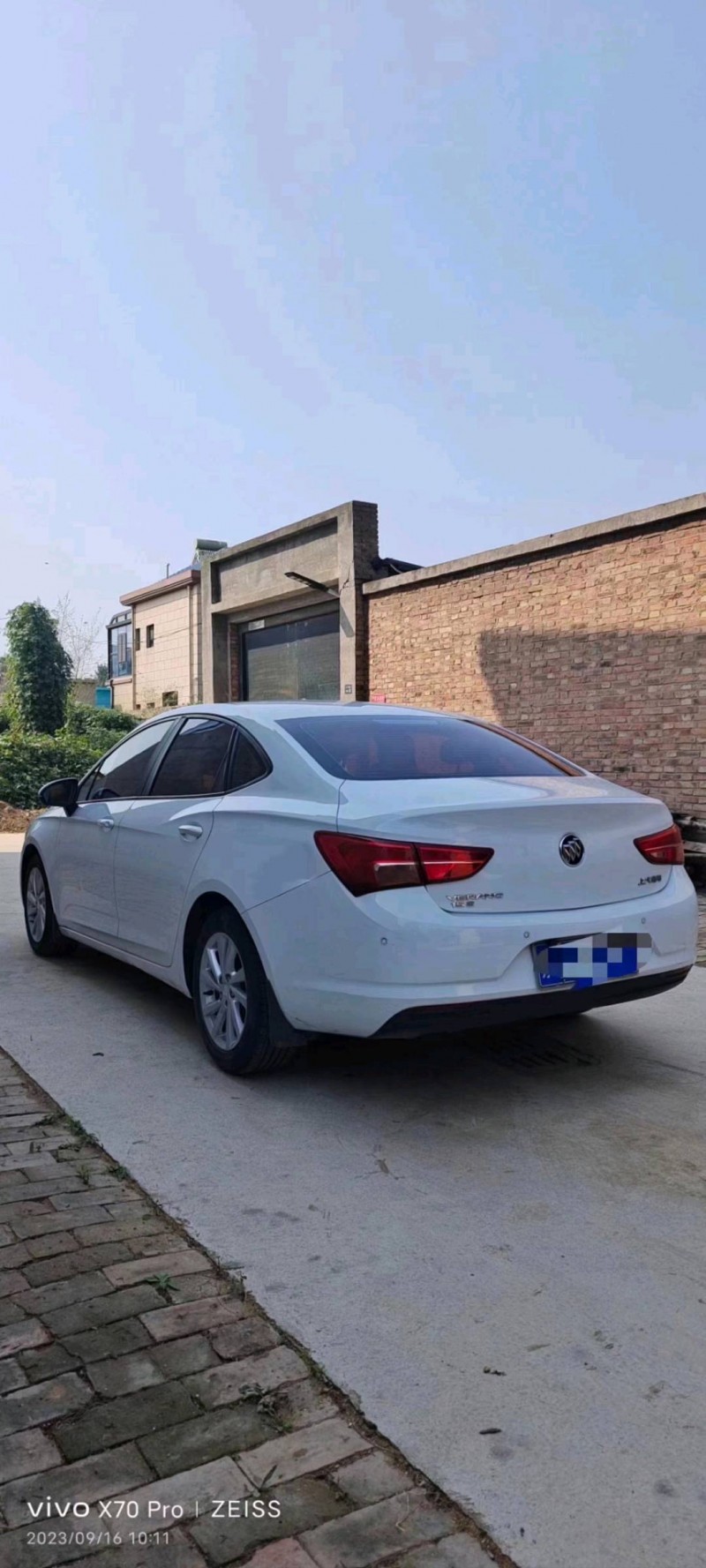 邢台17年别克威朗7