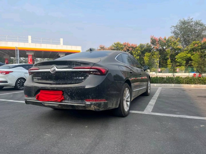 邢台21年别克君越7