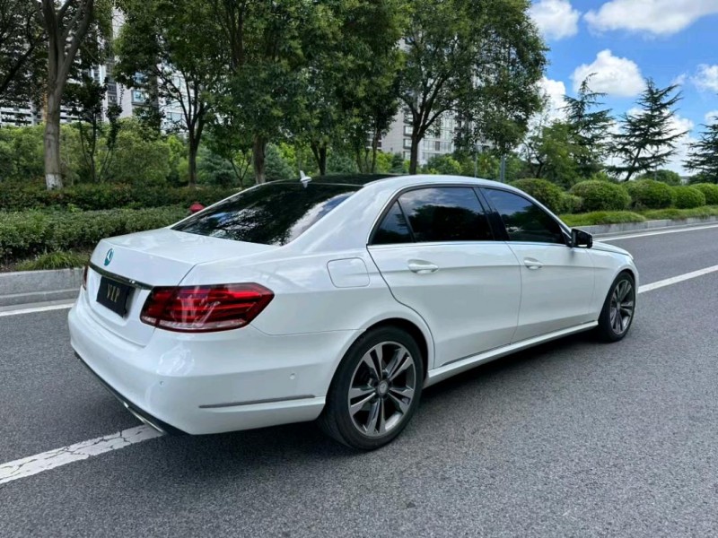 盐城15年奔驰E8