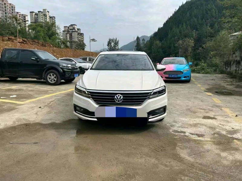 重庆21年大众朗逸1