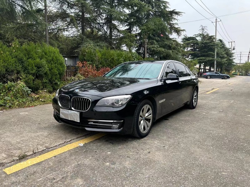 徐州13年宝马7系2