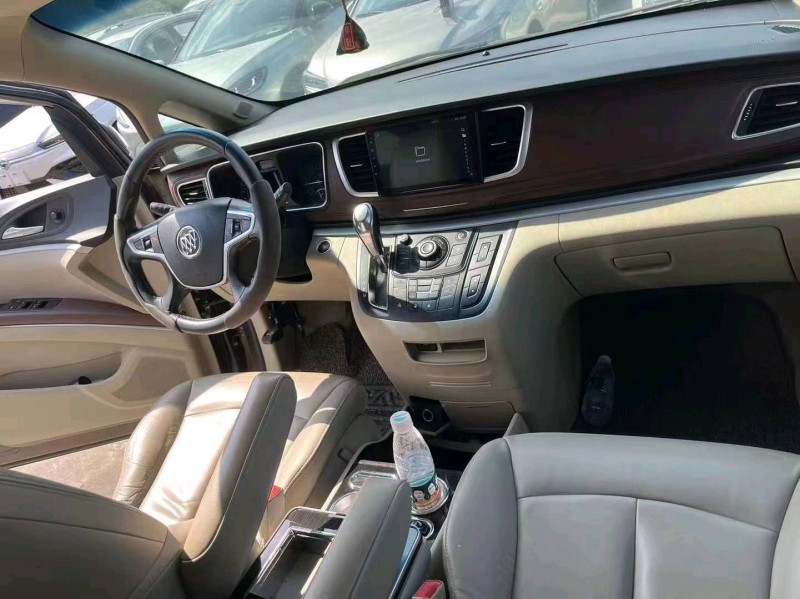 湖州17年别克GL83