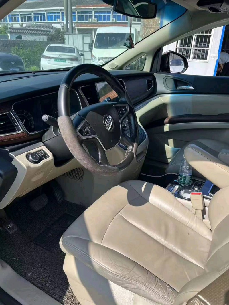 湖州17年别克GL86