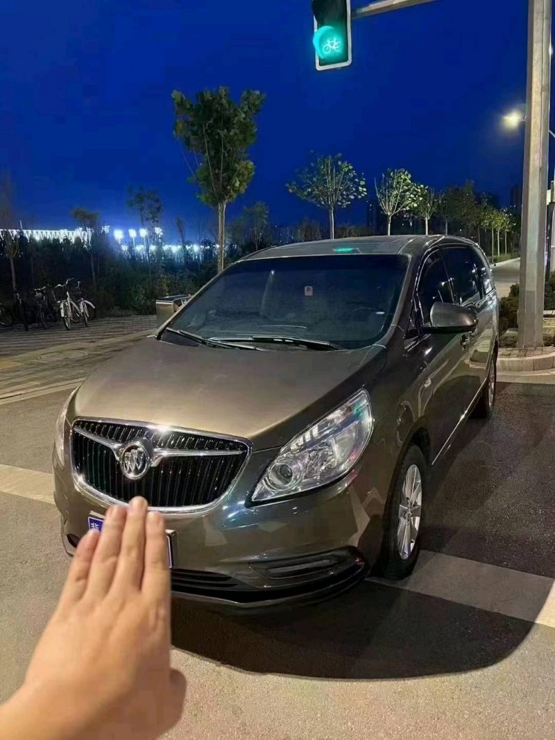 石家庄18年别克GL82