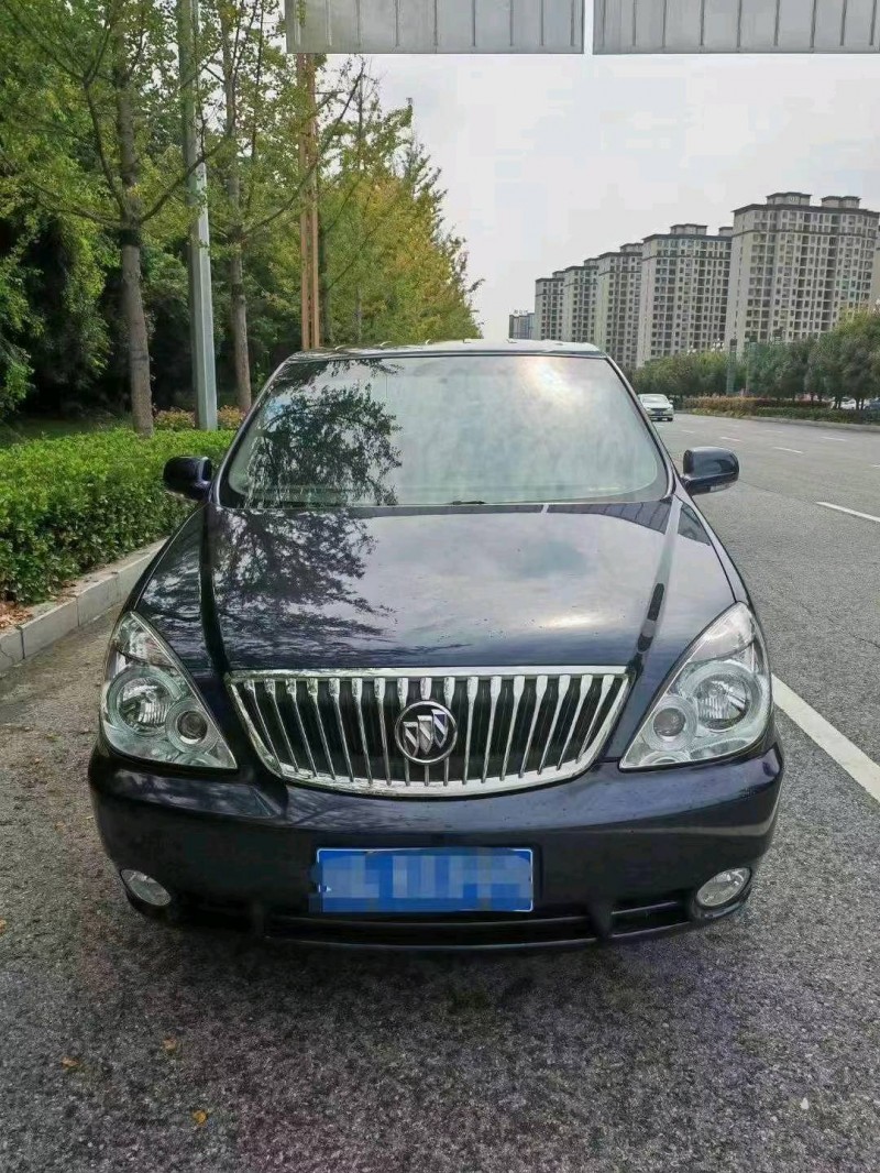 邵阳17年别克GL81