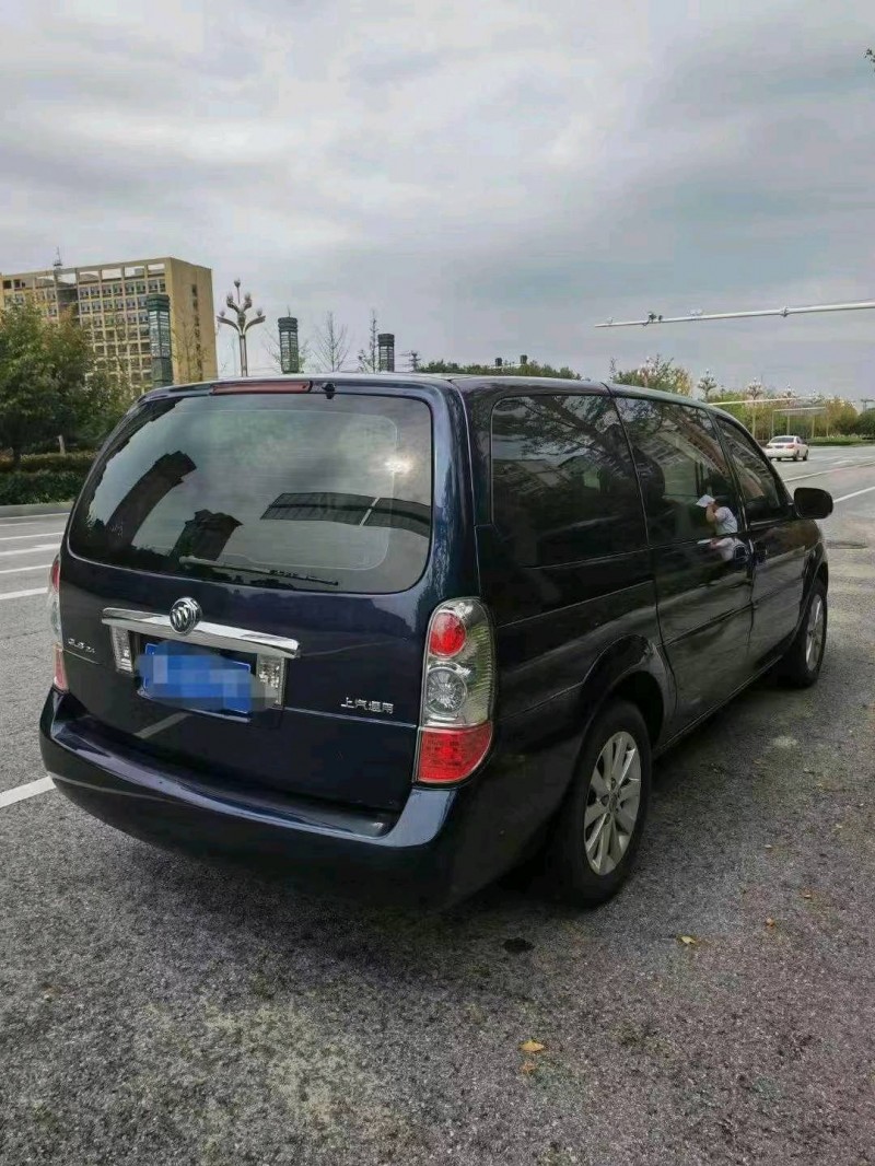 邵阳17年别克GL85