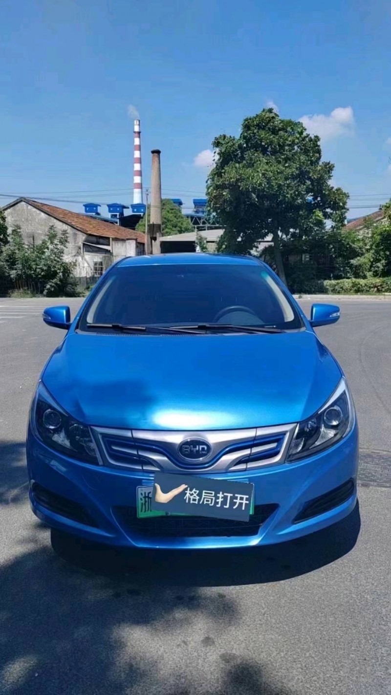 嘉兴22年比亚迪e51