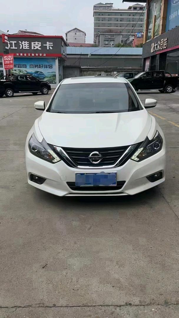 安順17年日產天籟1
