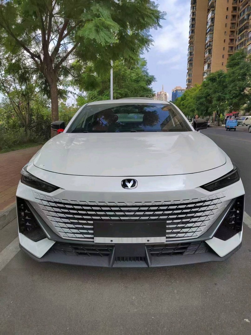 安順23年長安汽車UNI-V1