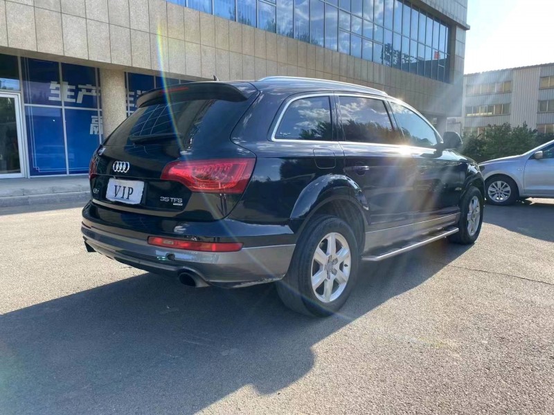 沈阳13年奥迪Q75