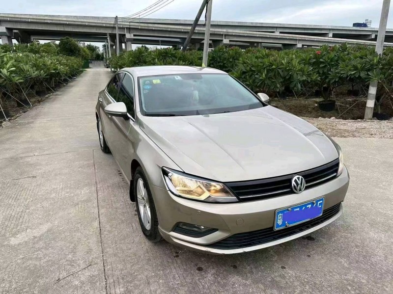 汕头15年大众凌渡2