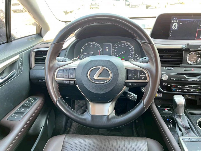 珠海20年雷克萨斯RX8