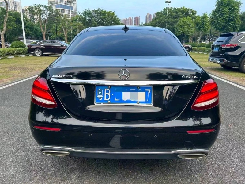 汕头19年奔驰E8