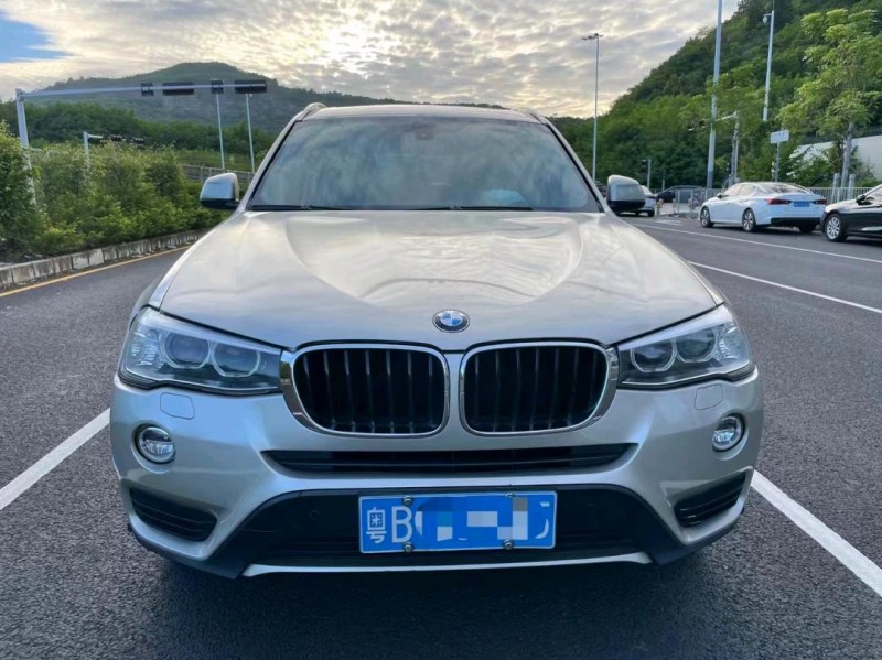 广州14年宝马X31