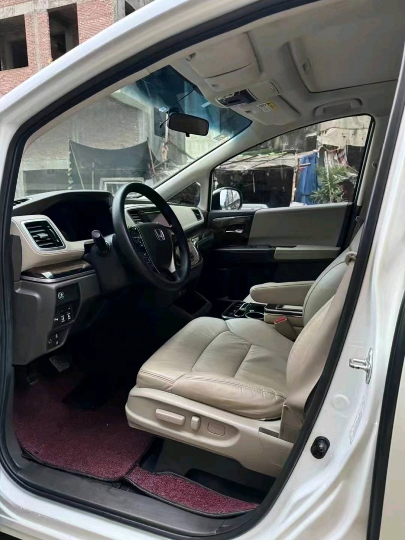 汕头18年本田奥德赛3