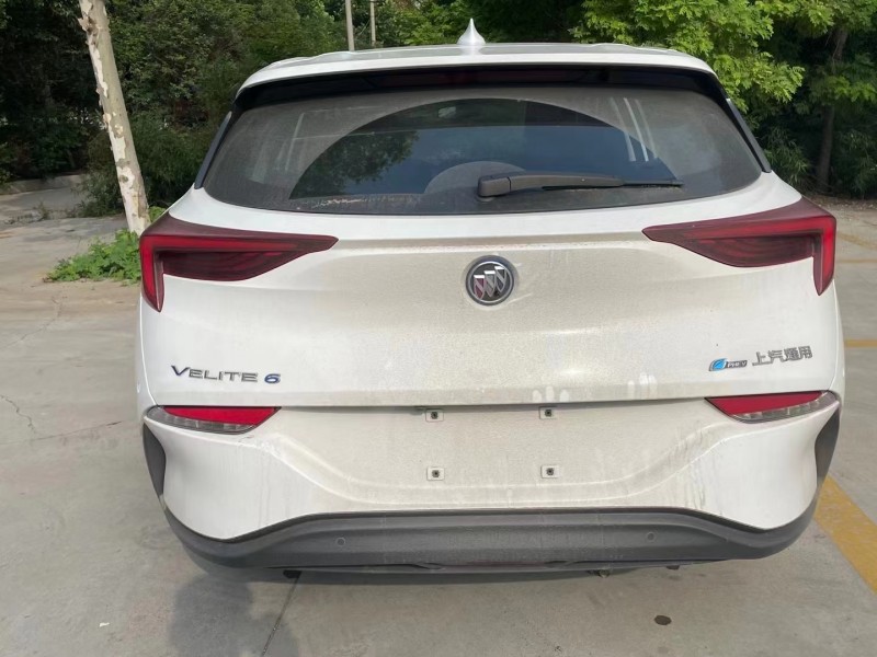 济宁23年别克微蓝8