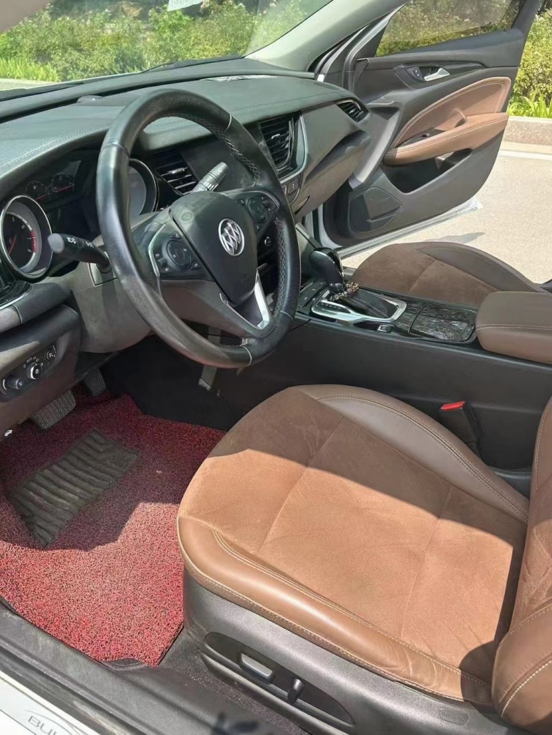 枣庄18年别克君威7