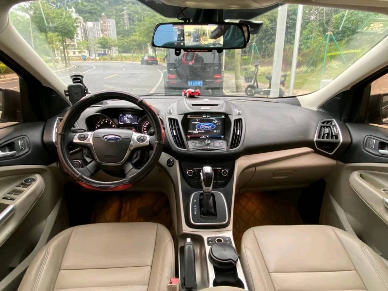 广州14年福特翼虎7