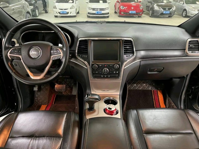 廊坊16年Jeep大切诺基8