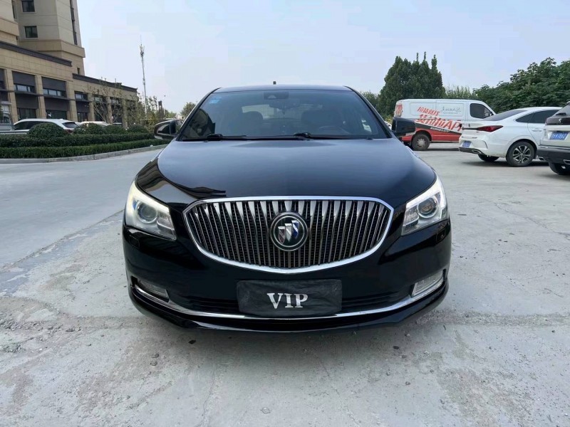 济宁14年别克君越1