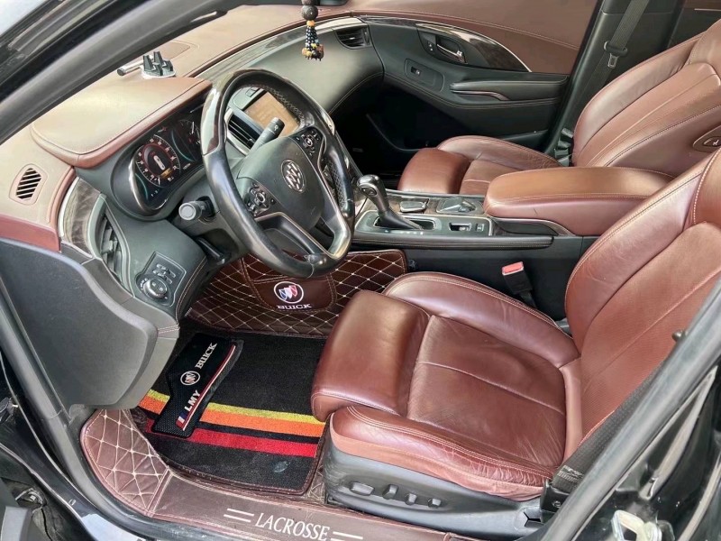 济宁14年别克君越5