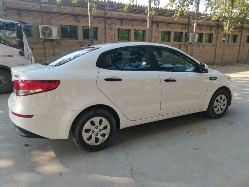 保定18年起亚K28