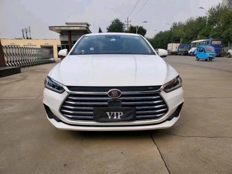 济宁19年比亚迪秦1