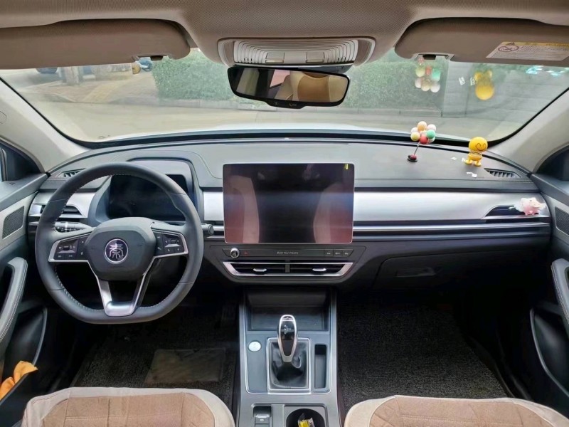 济宁19年比亚迪秦4