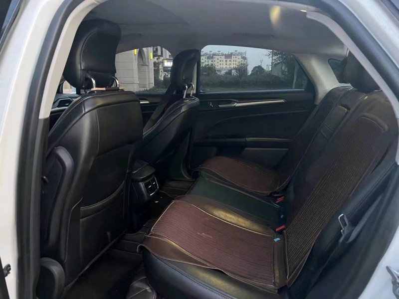 济宁16年福特蒙迪欧6