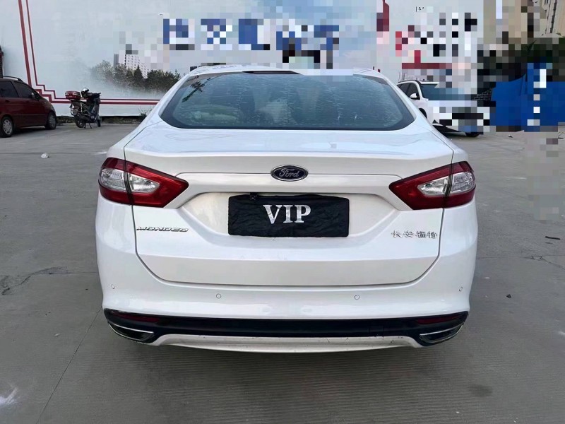 济宁16年福特蒙迪欧9