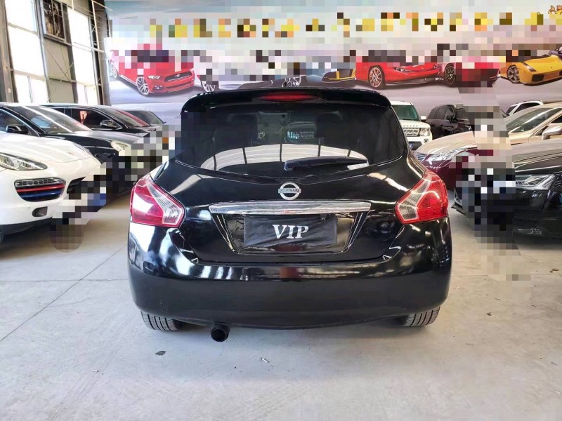 济宁14年日产骐达9