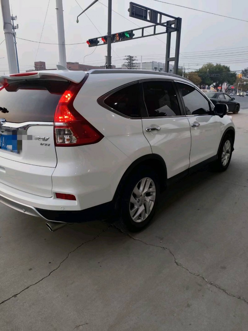 保定15年本田CRV5