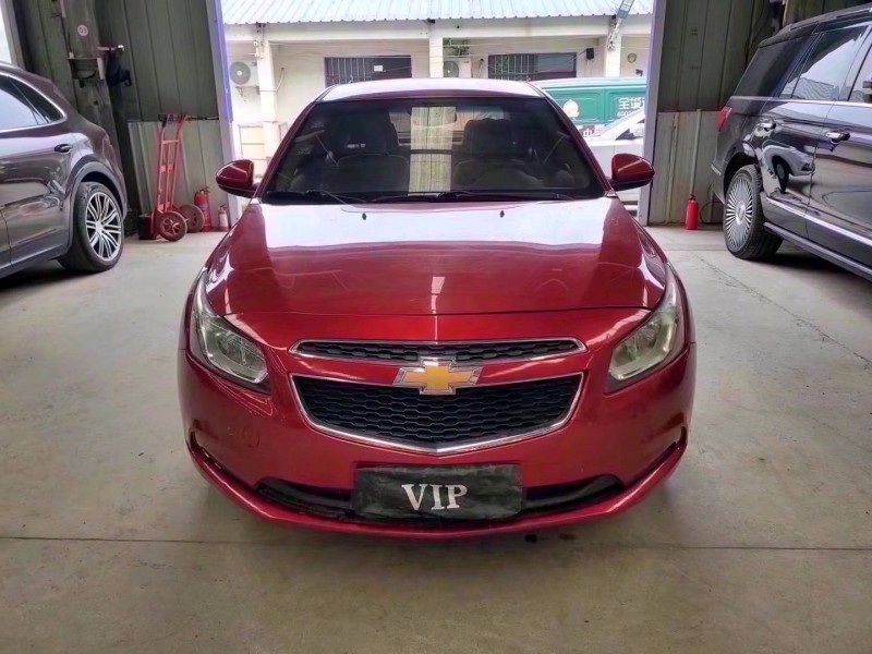 济宁16年雪佛兰科鲁兹1