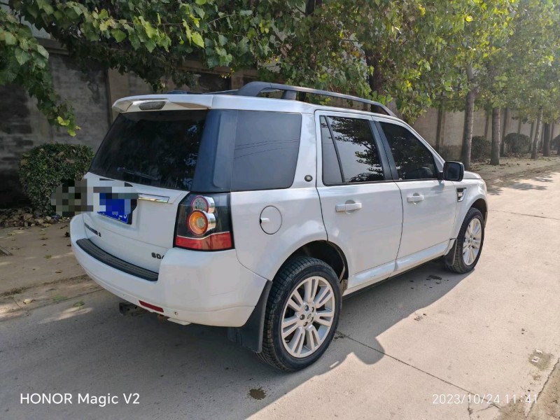 保定14年路虎神行者8