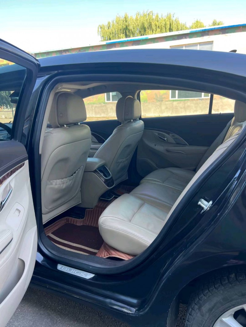 沈阳15年别克君越3