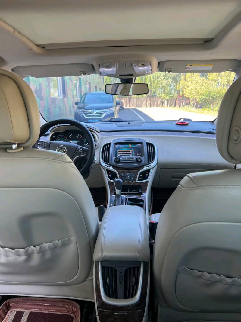 沈阳15年别克君越8