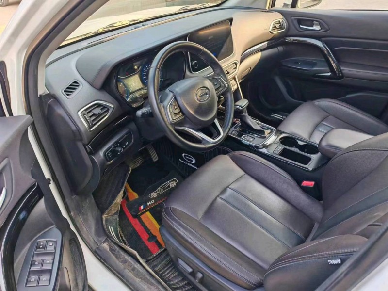 保定19年传祺GS44