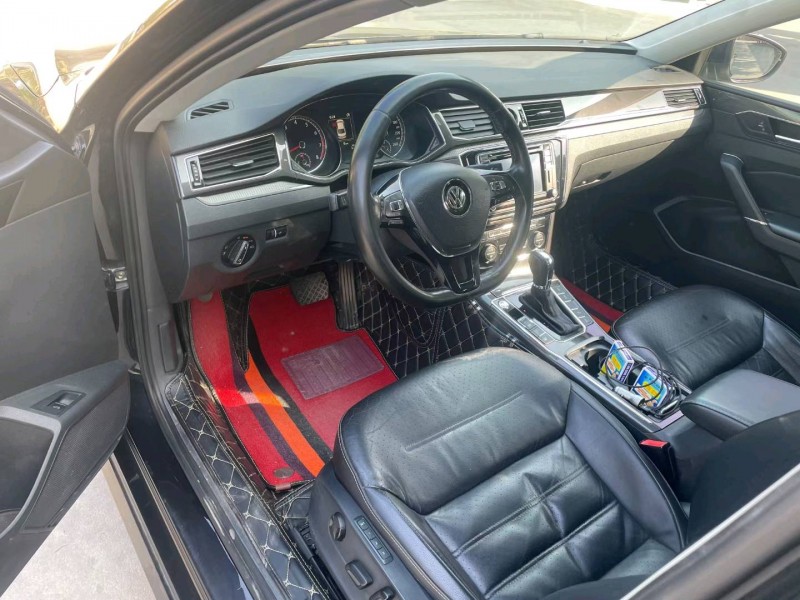 保定16年大众帕萨特8