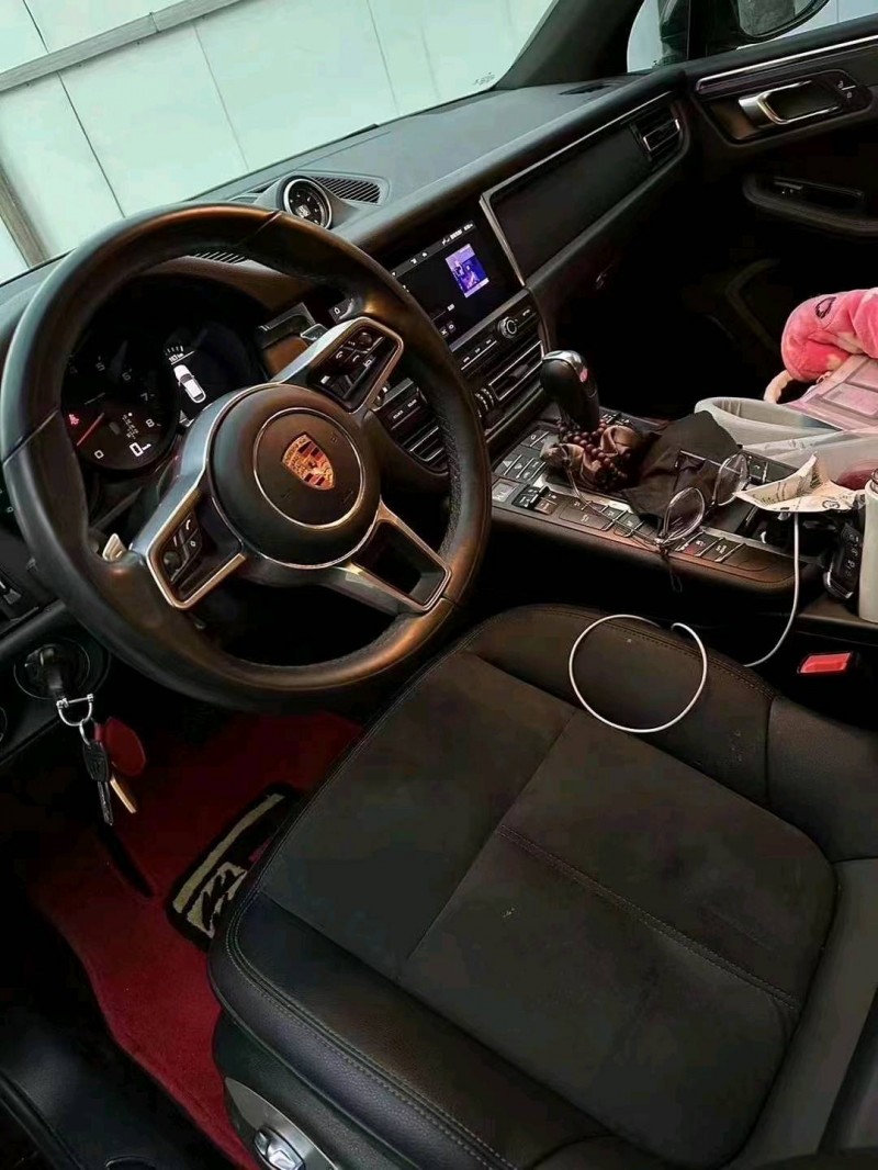 嘉兴20年保时捷Macan5