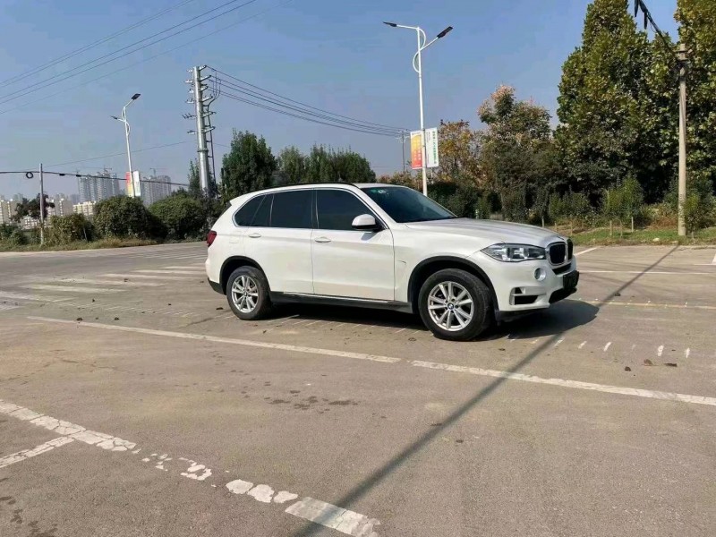 东营16年宝马X57