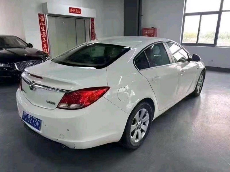 苏州13年别克君威3