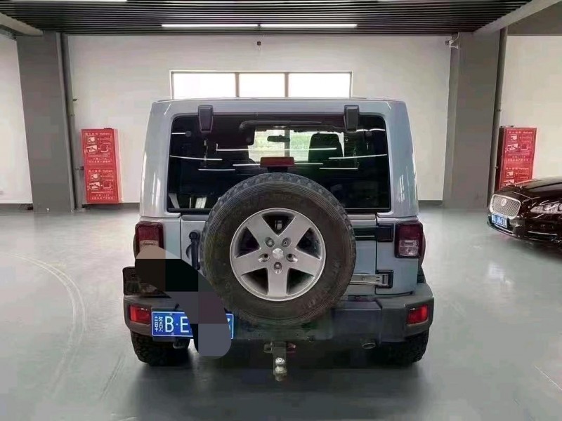 苏州12年Jeep牧马人3